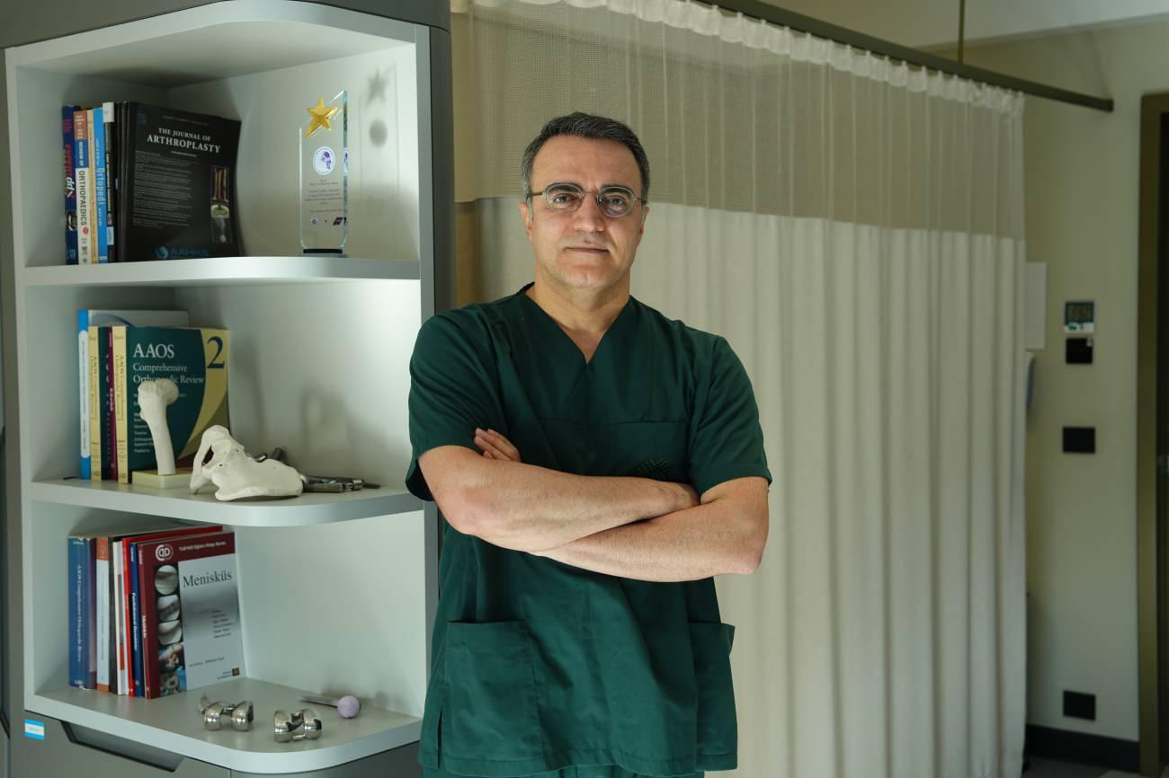 Medipol Sağlık Grubundan Prof. Dr. İbrahim Azboy