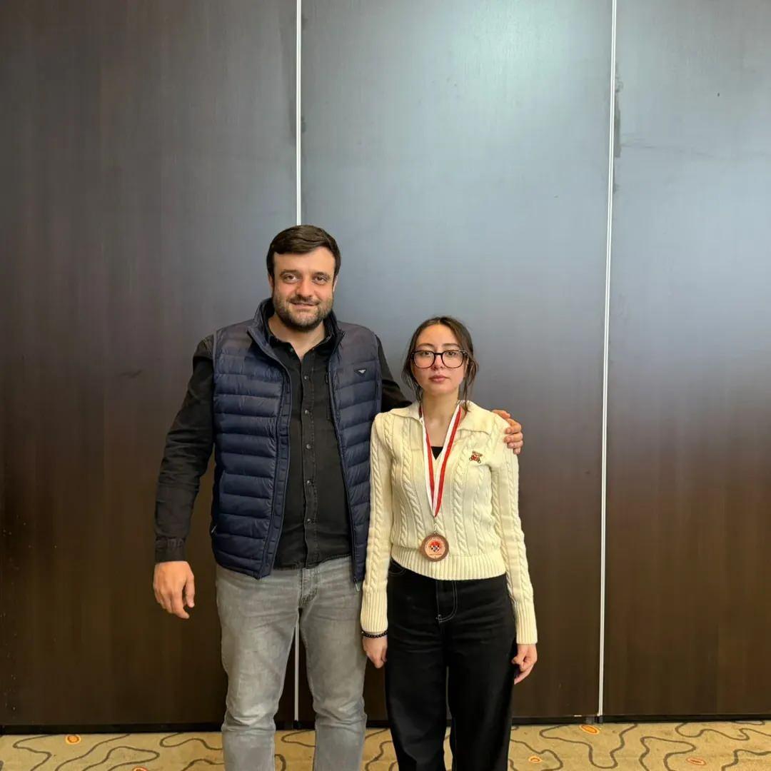 Feyza Keskinin madalya aldığı yarışmadan kalan bir fotoğrafı