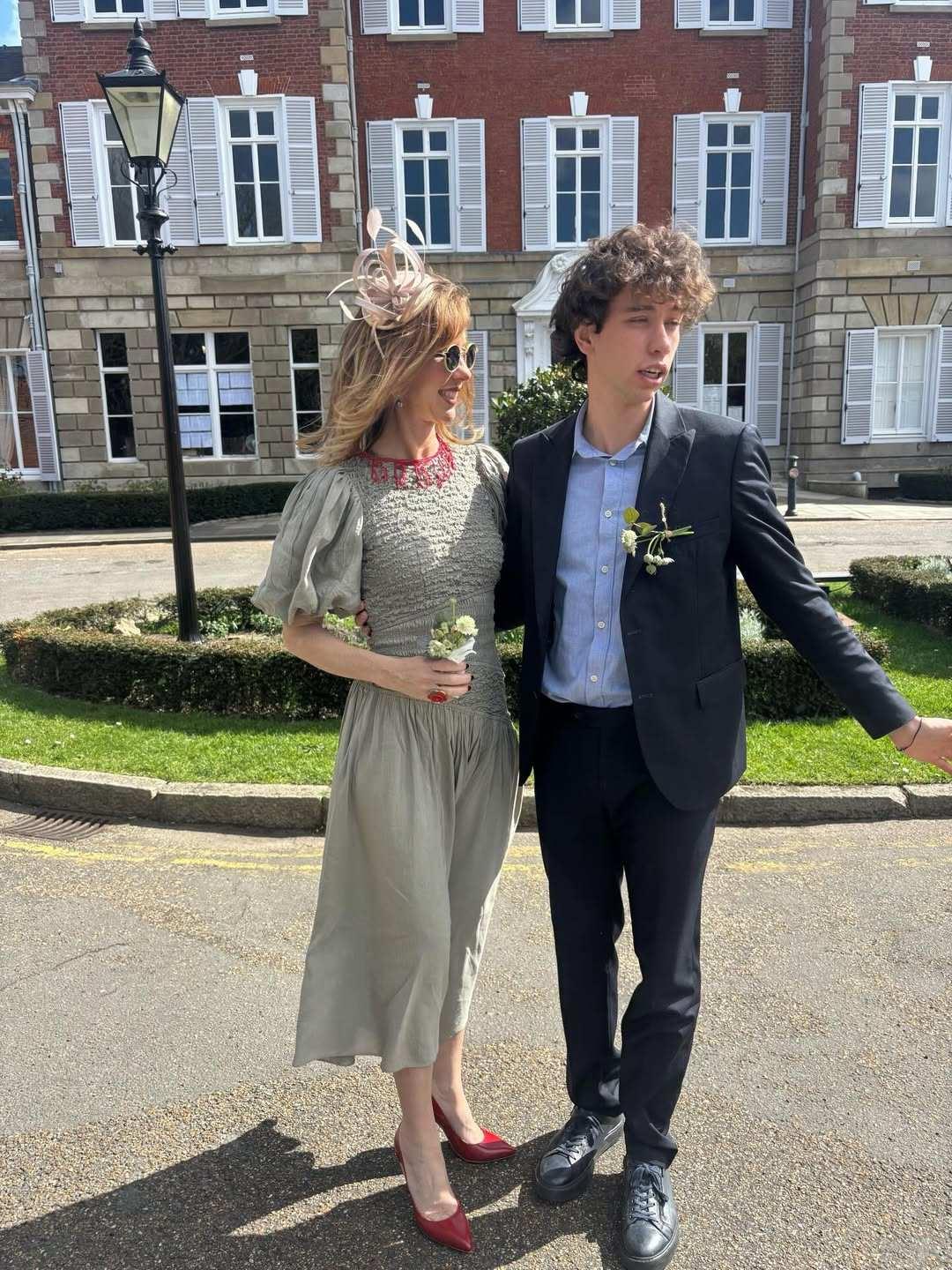 İnci Türkay ve oğlu Ali Eroğlu