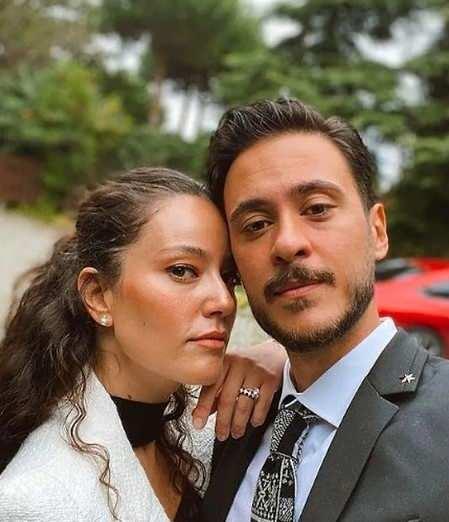 Pelin Akil ve Anıl Altan