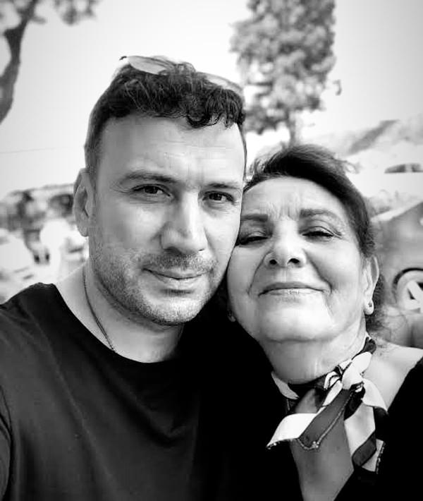 Ertem Şener ve annesi Meltem Şener