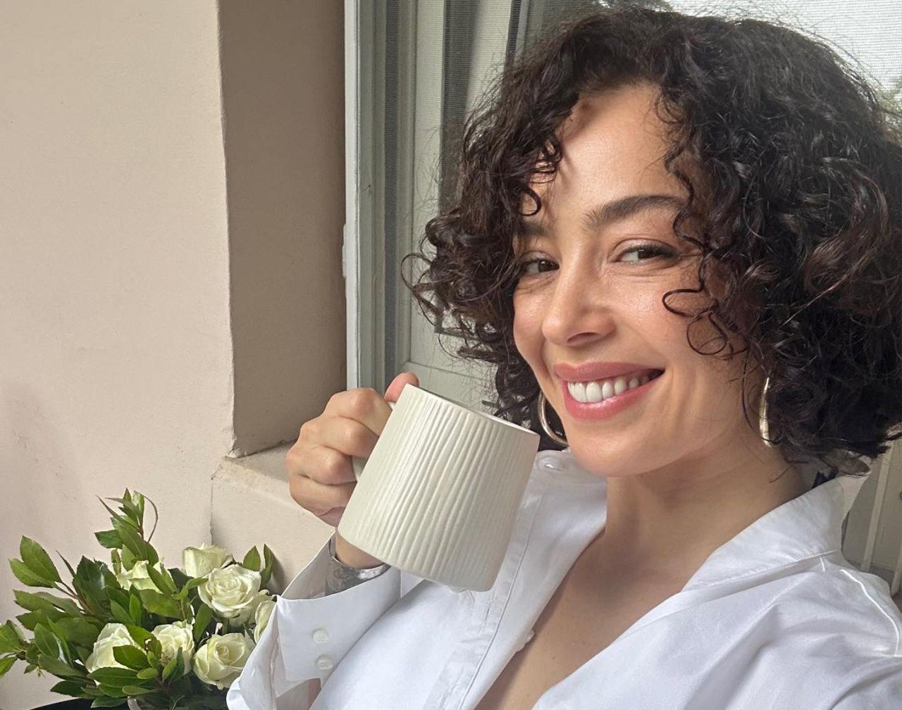 Azra Akın