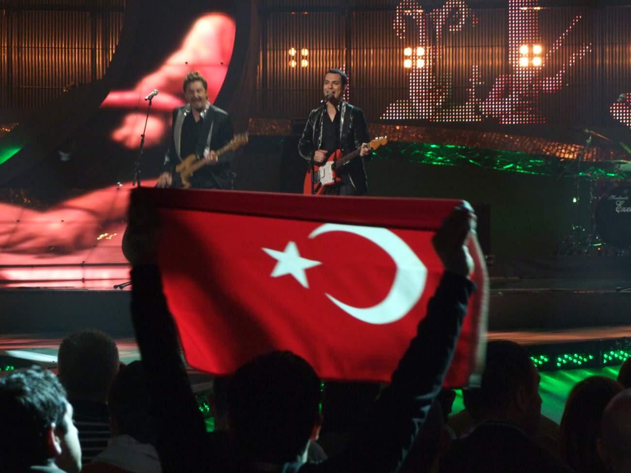 Mor ve Ötesi Eurovision Şarkı Yarışması - 2008, Sırbistan