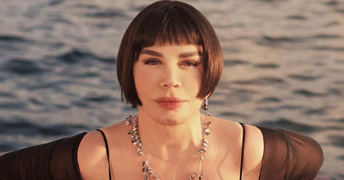 Sezen Aksu
