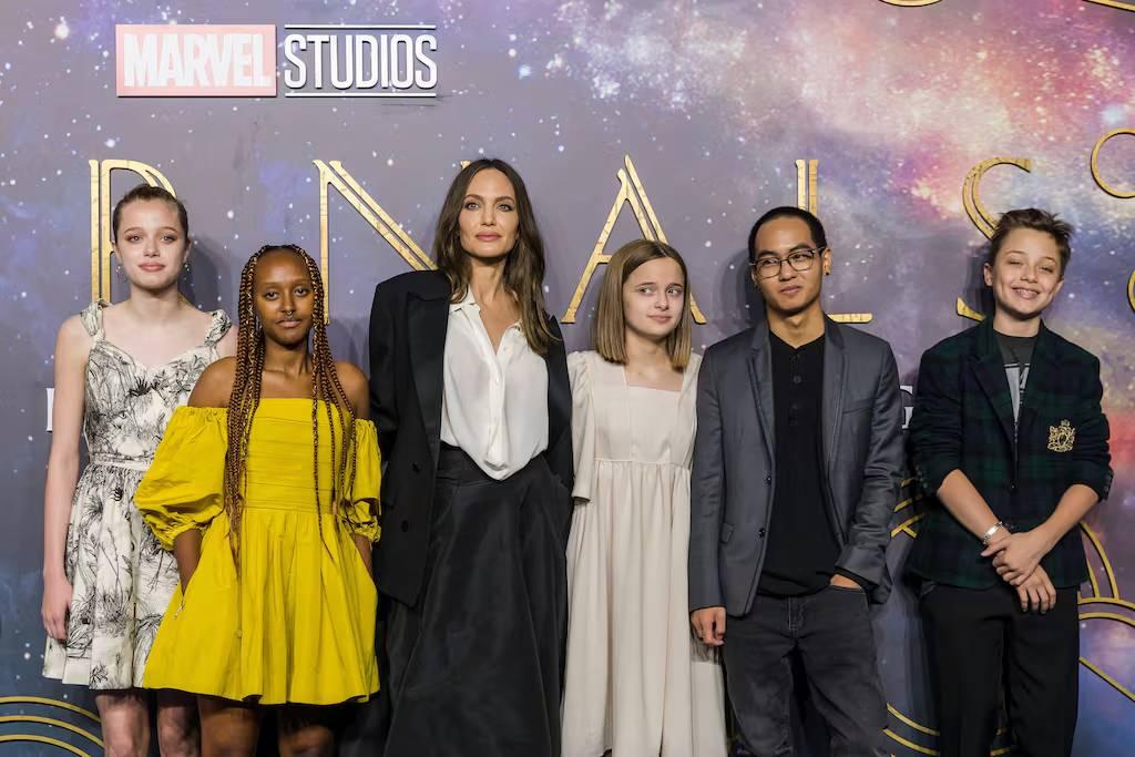 Angelina Jolie ve çocukları
