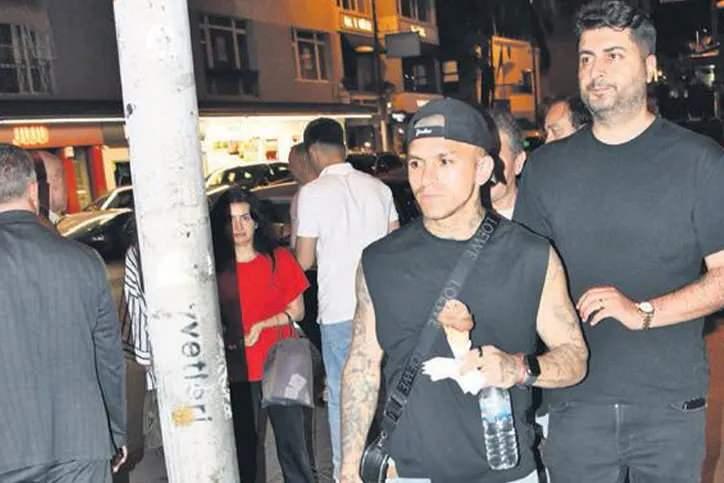 Torreira bebek sahilde