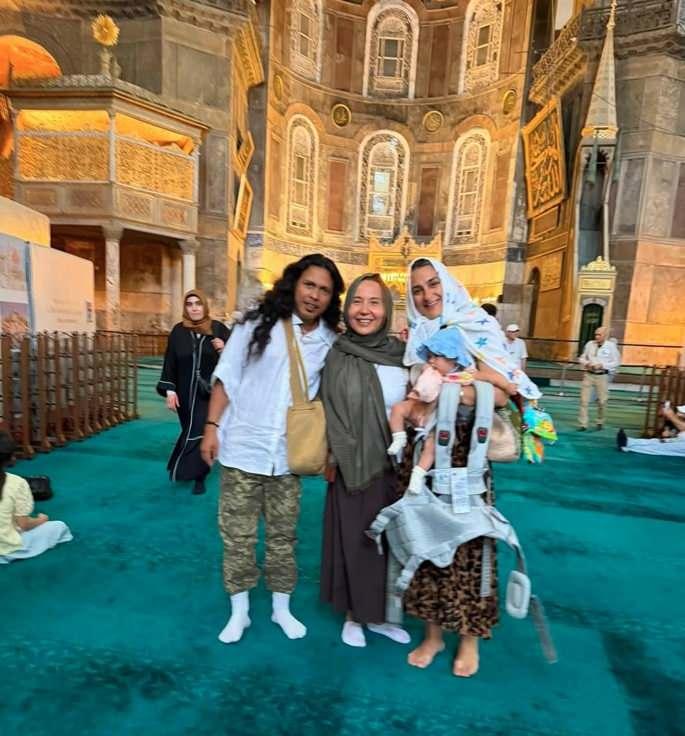 Dilahan Doğan ve Nino de Selva Ayasofya Camii