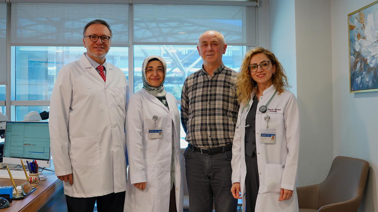 Hematoloji Uzmanları Prof. Dr. Leylagül Kaynar, Dr. Öğr. Üyesi Hüseyin Saffet Beköz ve Dr. Öğr. Üyesi Süreyya Yiğit Kaya