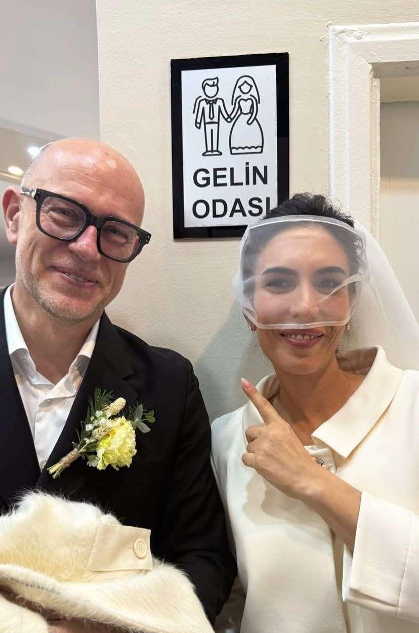 Murat Pilevneli ve eşi