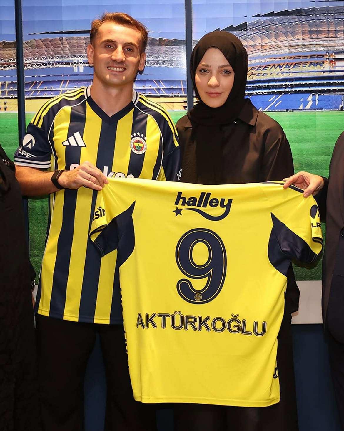 Kerem Aktürkoğlu, Ceren Aktürkoğlu