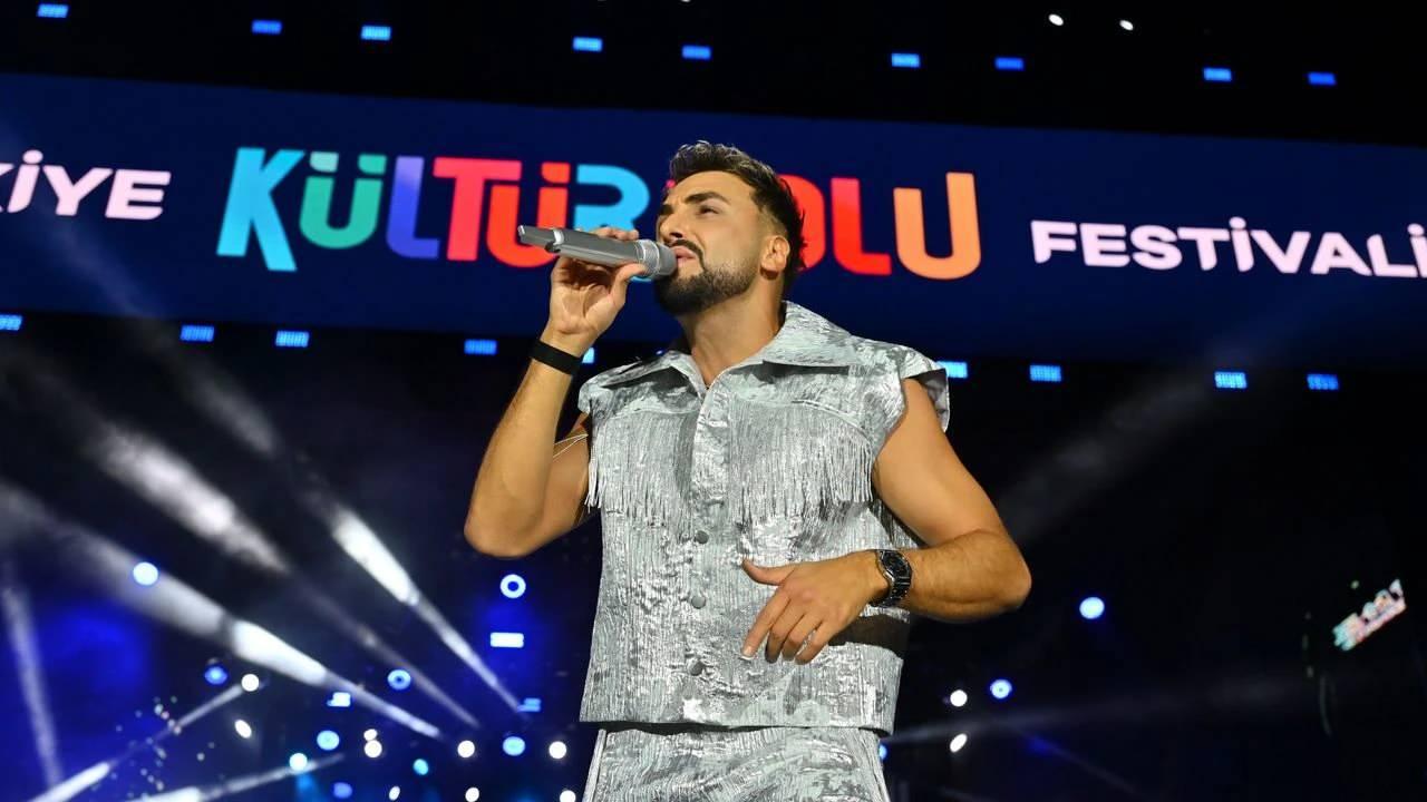 Sefo konserde