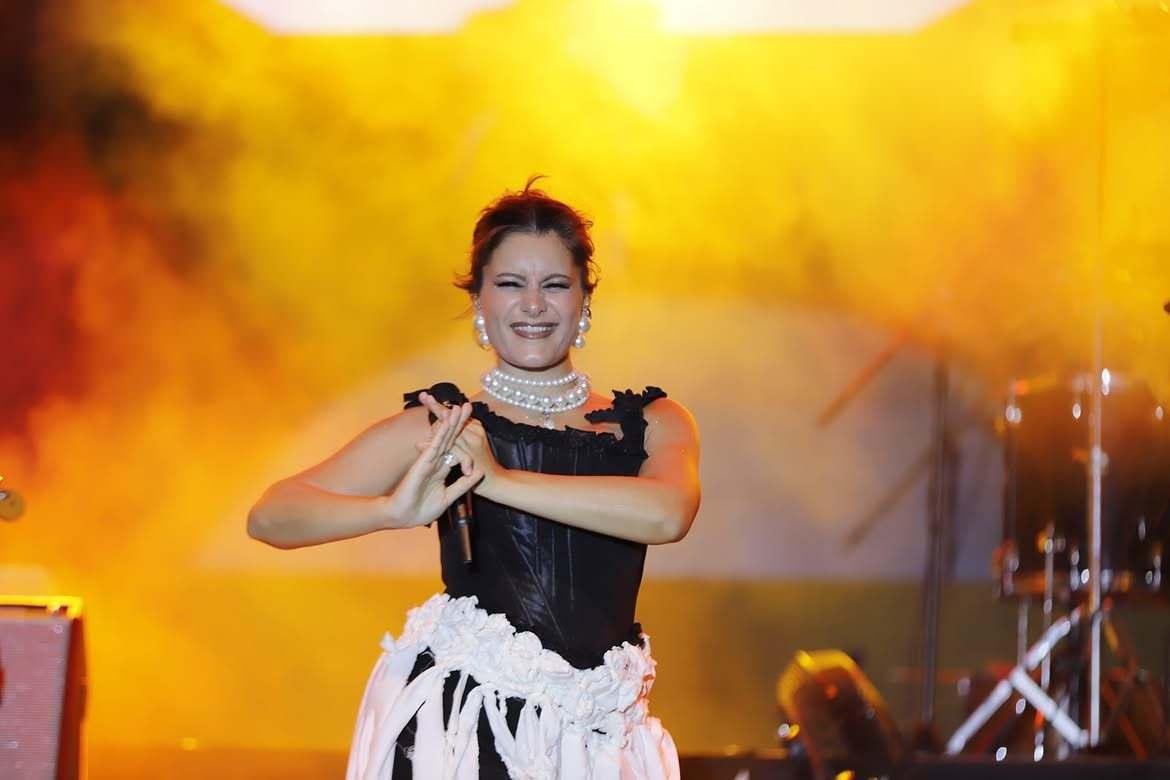 Atiye Şile Belediyesi konserinde