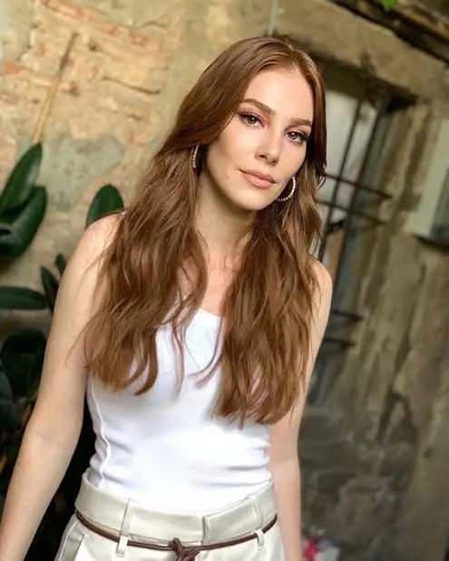 Elçin Sangu