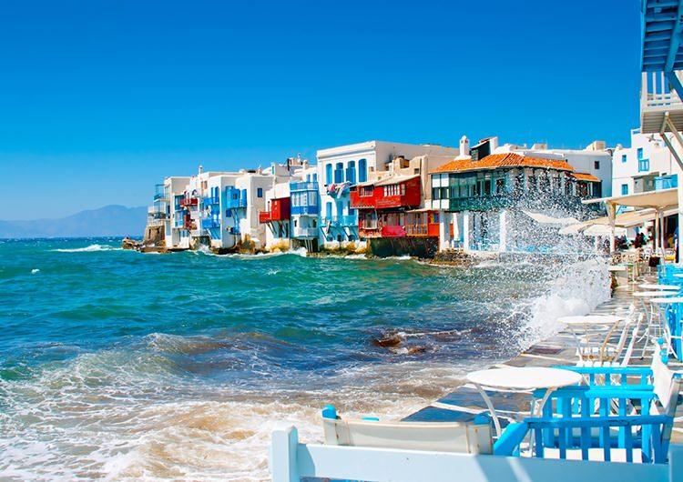 Mikonos Adası