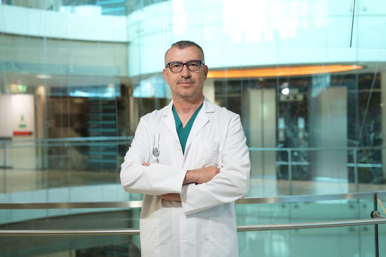 Genel Cerrahi ve Organ Nakli Uzmanı Prof. Dr. Yaşar Özdenkaya