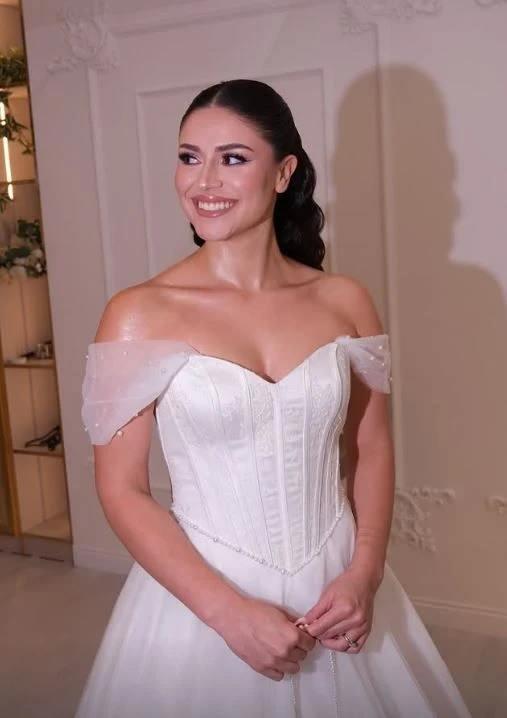 Ayşe Yükselin gelinliği