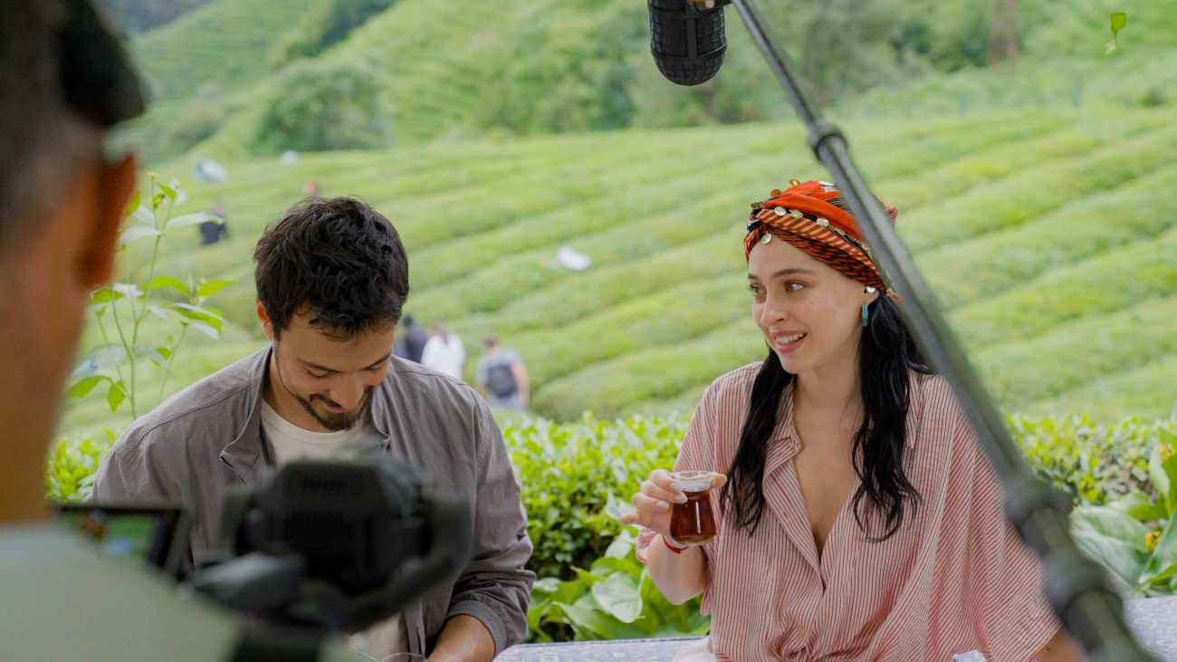 Mert Yazıcıoğlu ve Cemre Baysel