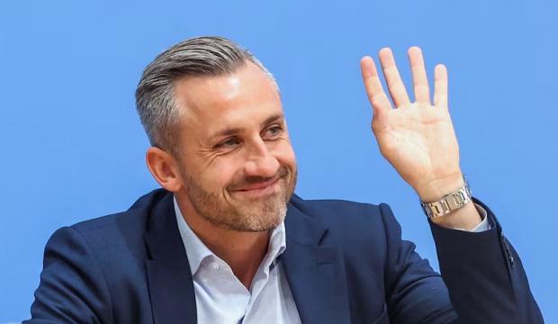 AfD: G&ouml;&ccedil;menleri silah zoruyla sınır dışı edeceğiz