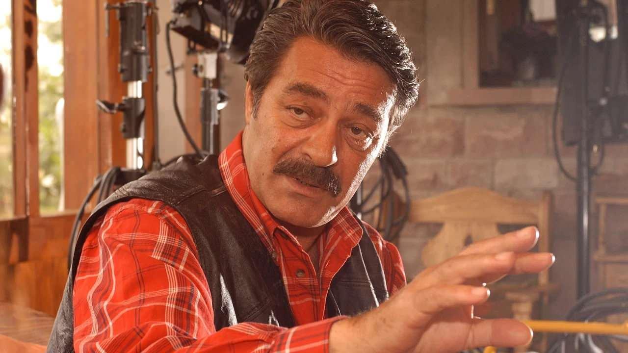 Kadir İnanır