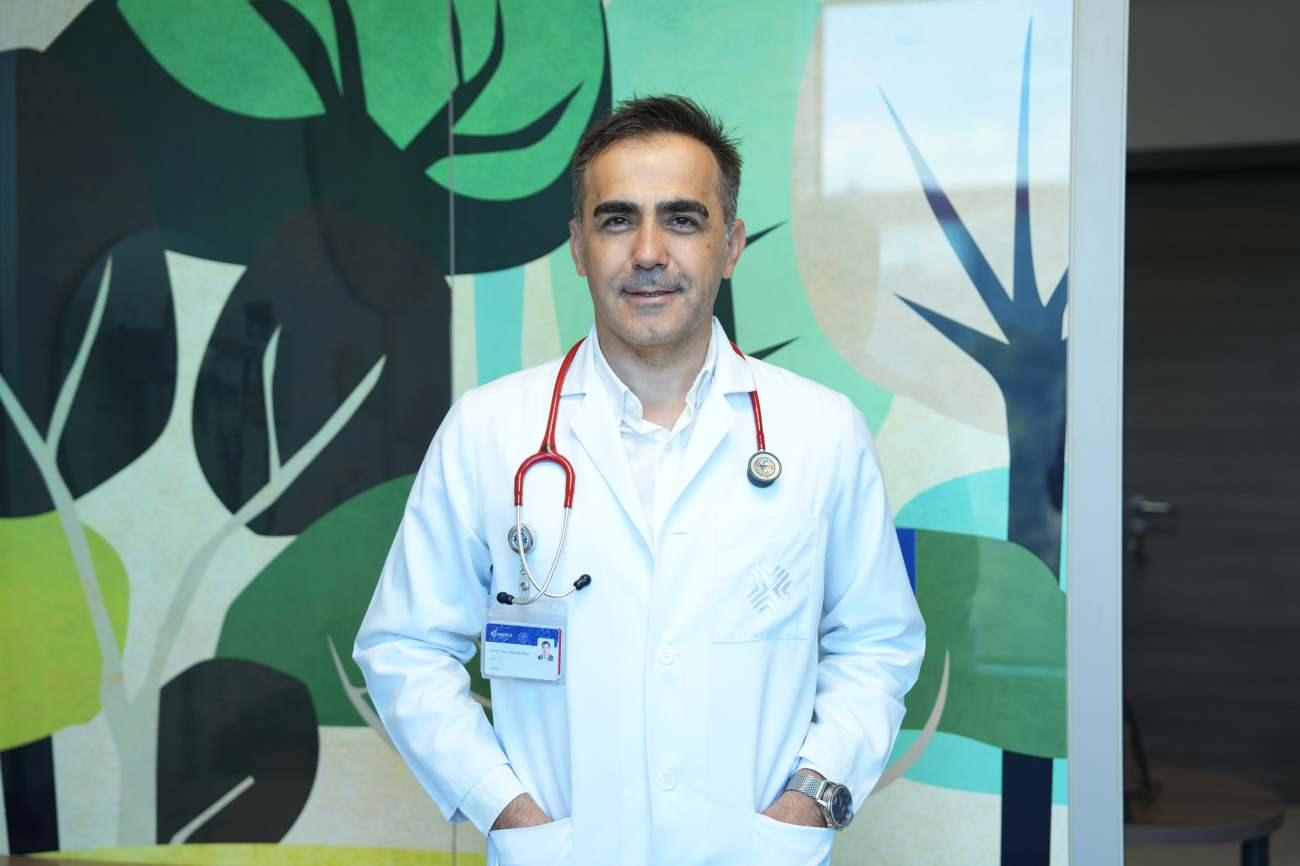 Medipol Sağlık Grubu’ndan Çocuk İmmünoloji ve Alerji Hastalıkları Uzmanı Prof. Dr. Hikmet Tekin Nacaroğlu
