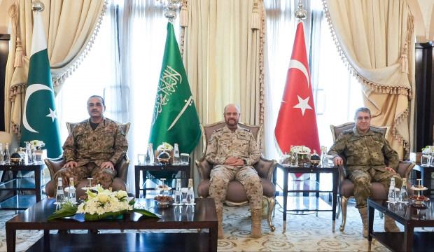 Acil toplantıda T&uuml;rkiye'den Suudi Arabistan'a teklif! Ankara kırmızı &ccedil;izgisini de iletti..