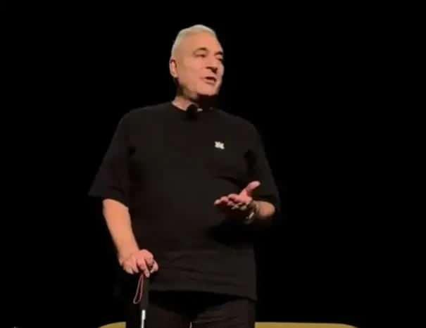 Mehmet Ali Erbil, gösteri sırasında