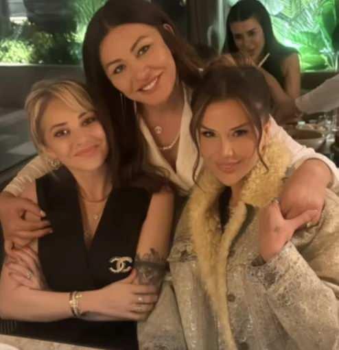 Dilan Polat ve Feyza Altun
