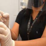 Kovid-19 aşı odalarında görevli personele ek ödeme verilecek