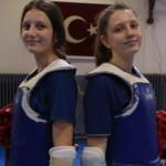 Kırklarelili ikiz tekvandocuların hedefi olimpiyatlarda mücadele etmek