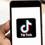 TikTok genç kullanıcılara saat limiti getiriyor