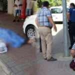 Antalya'da son alışveriş! Yolda yürürken aniden yere yığıldı