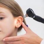 Çınlama ve işitme kayıplarıyla ortaya çıkıyor: Kulak kireçlenmesi