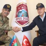 Bakan Akar, Azerbaycanlı mevkidaşıyla görüştü