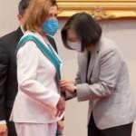 Tayvan'dan Çin'i kızdıracak hareket: Pelosi'ye 'Şeref Madalyası' verdiler