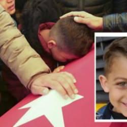 En acı veda... 5 yaşındaki Hasan Karataş, son yolculuğuna uğurlandı