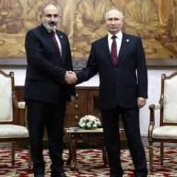 Putin ve Paşinyan görüştü