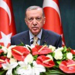 Cumhurbaşkanı Erdoğan, yeni asgari ücreti açıkladı! Salonda dikkat çeken detay