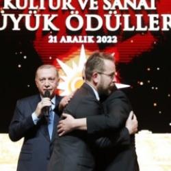 Cumhurbaşkanı Erdoğan, Ömür ve Yunus Emre Akkor kardeşleri barıştırdı