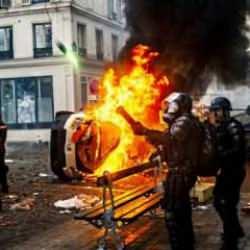 Fransız medyası, Paris'teki saldırıyı Türkiye'ye yıkmaya çalıştı