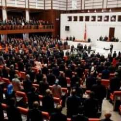 CHP ve İYİ Parti: Teklifteki 'Dini inanç' ibaresi kaldırılsın