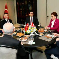 Altılı masa toplandı: Kılıçdaroğlu ilk kez 'adayım' diyecek