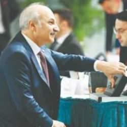 CHP oylarıyla seçilen Saadet Partisi milletvekilleri Meclis’te kayıt yaptırdı