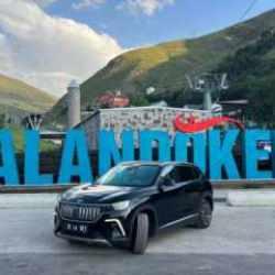 Togg'un Oltu modeli, rengini aldığı kentte gezdirildi