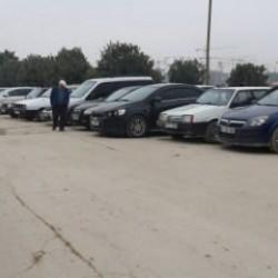 Suriyeliler otomobil pazarlarına akın etti! Araçlarını düşük fiyattan satıyorlar