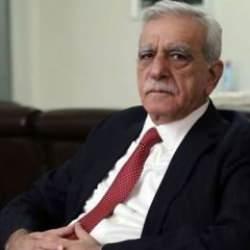 Ahmet Türk adaylıktan çekildi! Siyaseti bıraktığını açıkladı