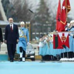 Erdoğan, Edi Rama'yı resmi törenle karşıladı! Rama'dan dikkat çeken Türkçe selamı