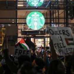 Boykotların hedefindeki Starbucks'ın geliri ocak-mart döneminde düştü