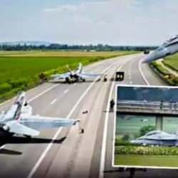 İsviçre'nin F-18 savaş uçakları otoyola indi