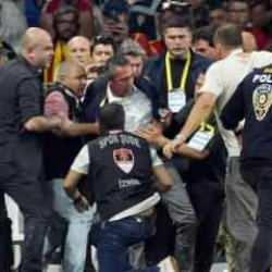 Ali Koç'tan 'Neden sahaya indi?' sorusuna olay yanıt: Suçlu gösterilmeye alıştık