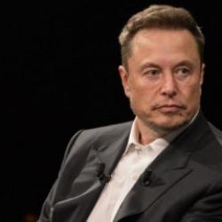 Elon Musk'ın gelecek planı: Milyonlarca çipi insanların beyinlerine yerleştireceğiz